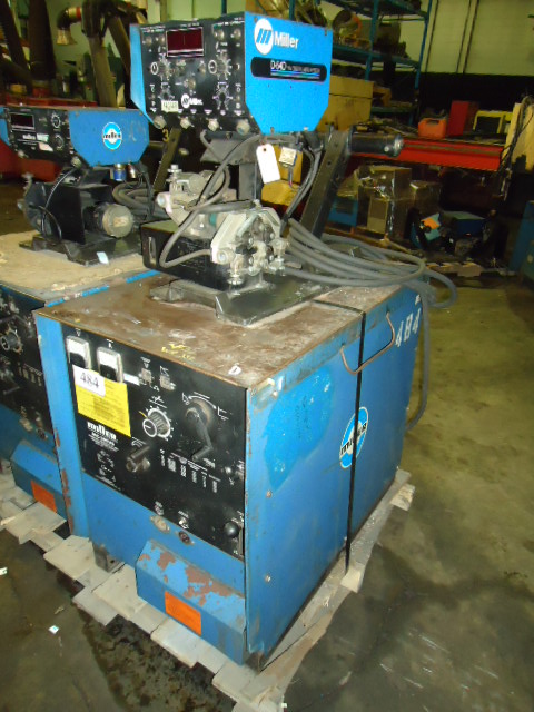 1984 MC-300VS CONSTANT VOLTAGE DC ARC WELDING POWER SOURCE